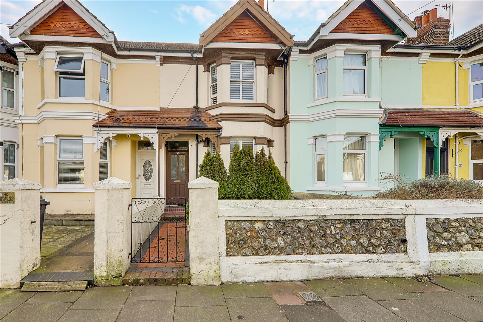 House - Terraced | Queen Street, Broadwater, Worthing, West Sussex, BN14 7BH | For Sale